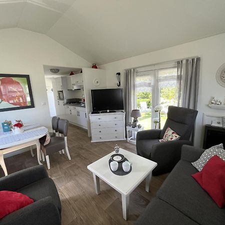 Zandput 490 - Camping de Zandput Vrouwenpolder Bagian luar foto